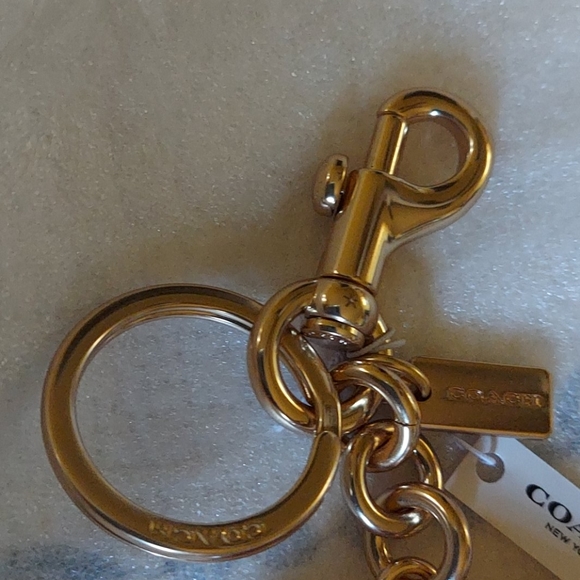 Signature Coach C Keychain - Picture 11 of 11